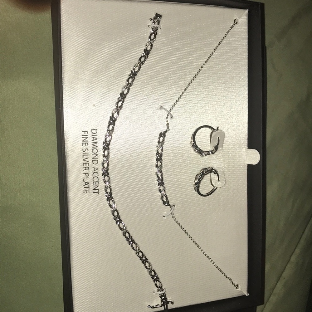 Infinity Jewelry Silver Core Set - Picture 4 of 6